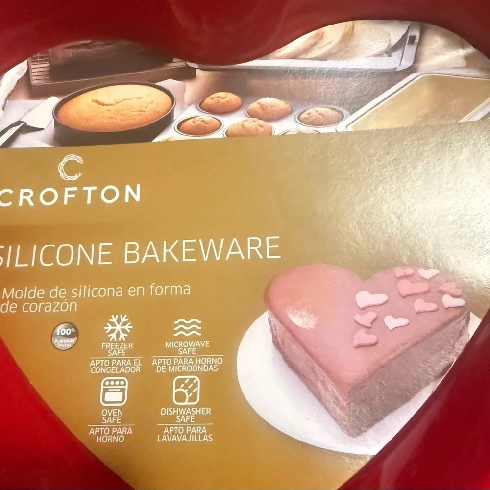 Crofton Red Heart Silicone Cake Mold